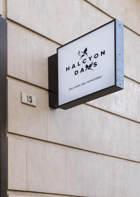 Apartament Halcyon Days Designer By Ana Locking